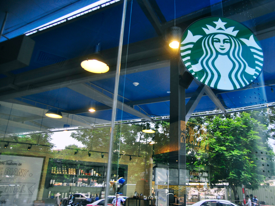 Cũng như ba địa điểm trước đây, Starbucks Xuân Thủy là một điểm đến không thể bỏ qua để trải nghiệm hương vị càphê độc đáo và không gian thưởng thức lý tưởng.