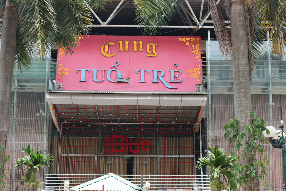 Một hạng mục tại Công viên Tuổi trẻ Thủ đô bị xuống cấp. (Ảnh: Mạnh Khánh/TTXVN)