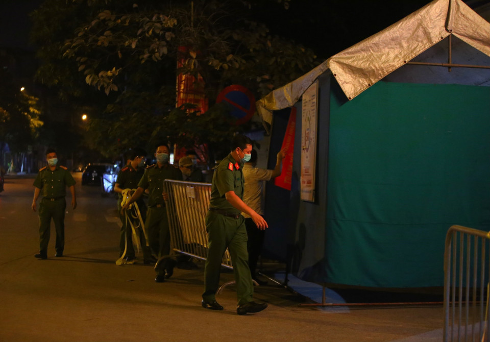  Các ca mắc mới được phát hiện tại Khoa Nội 3. (Ảnh: Hoàng Hiếu/TTXVN)