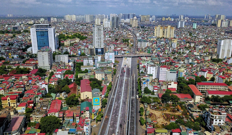 Đoạn đầu tuyến phía Ngã Tư Vọng. (Ảnh: Thành Đạt/TTXVN)