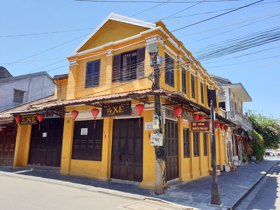 Thành phố Hội An đã tạm dừng tất cả các hoạt động du lịch, không tổ chức bán vé tham quan các điểm du lịch nổi tiếng trên địa bàn thành phố. (Ảnh: Trịnh Bang Nhiệm/TTXVN)