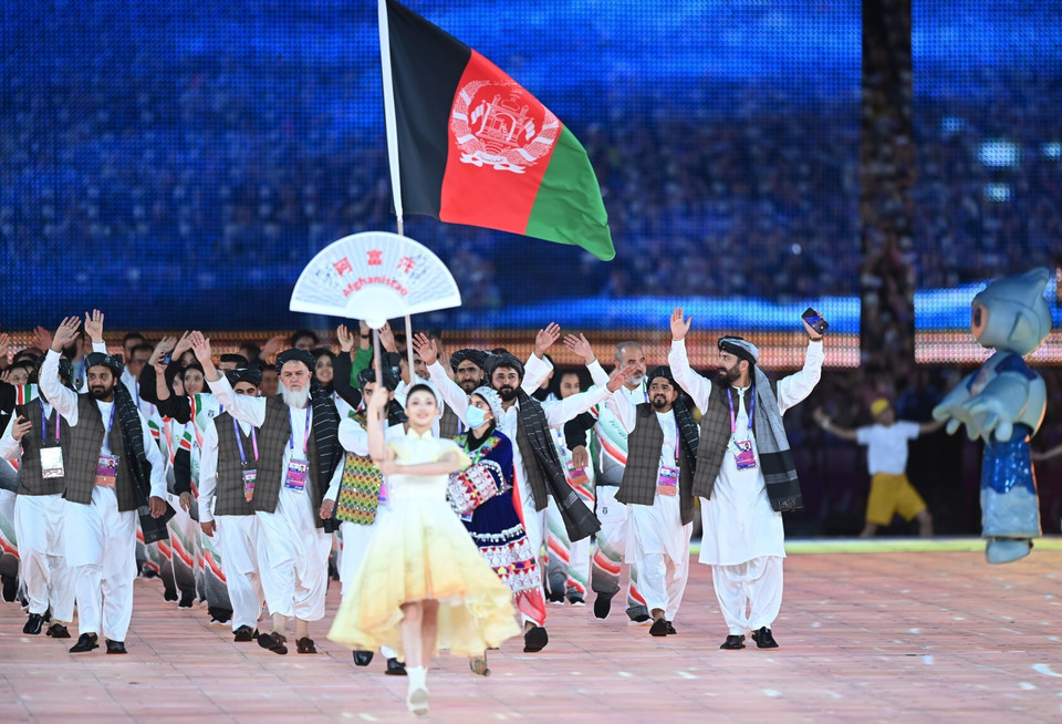 Đoàn Thể thao Afghanistan diễu hành tại Lễ khai mạc ASIAD lần thứ 19 trên Sân vận động Olympic ở Hàng Châu, tỉnh Chiết Giang, Trung Quốc, ngày 23/9/2023. (Ảnh: THX/TTXVN)