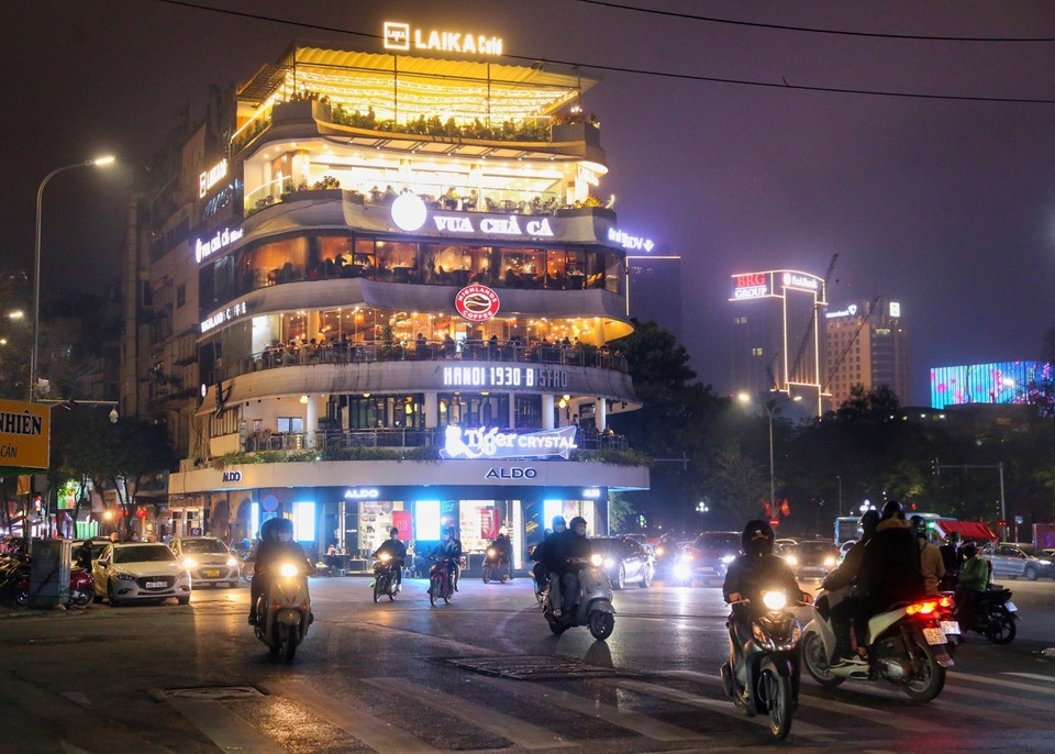 Đường phố nội thành dần tấp nập trở lại. (Ảnh: Tuấn Đức/TTXVN)