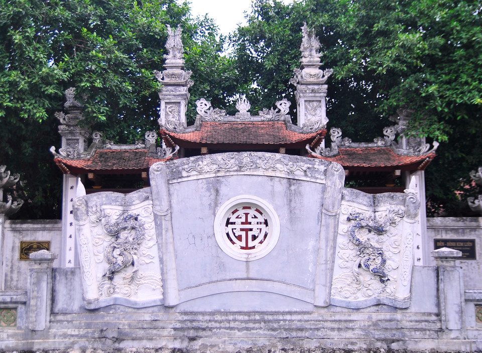 Đền Kim Liên (trấn Nam) vốn được lập nên để thờ Cao Sơn Đại Vương, tương truyền là Lạc tướng Vũ Lâm, con của Lạc Long Quân và Âu Cơ.(Ảnh: Võ Phương/Vietnam+)