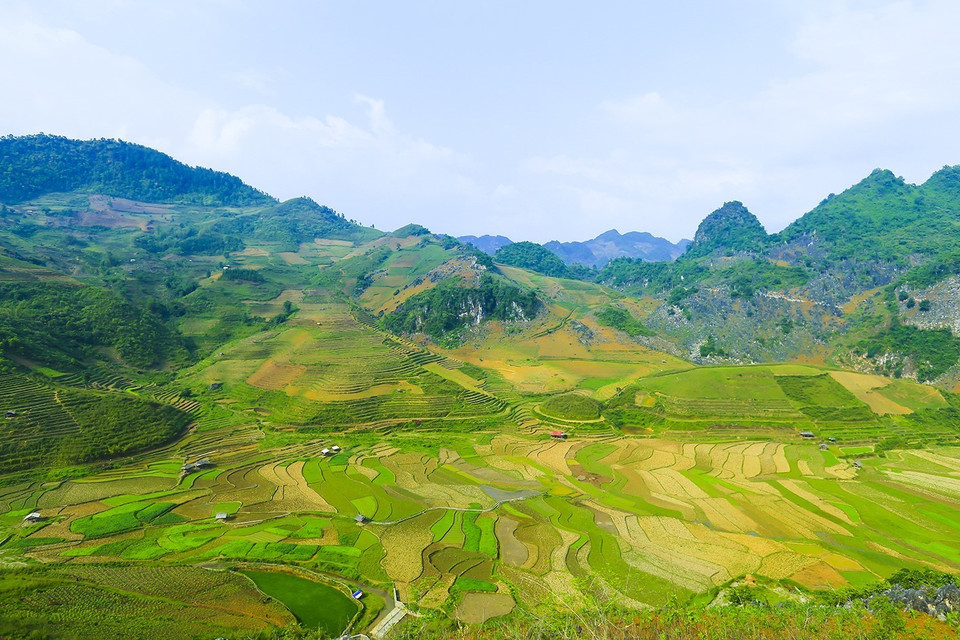 Những thửa ruộng bậc thang níu chân du khách. (Ảnh: Phan Tuấn Anh/TTXVN)