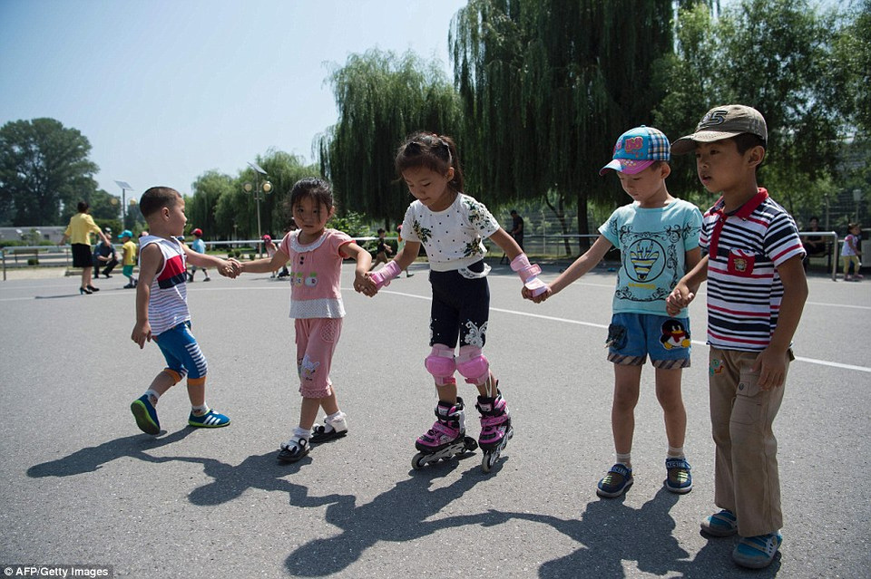 Những em bé đang vui chơi trong công viên. (Nguồn: AFP/Getty Images)