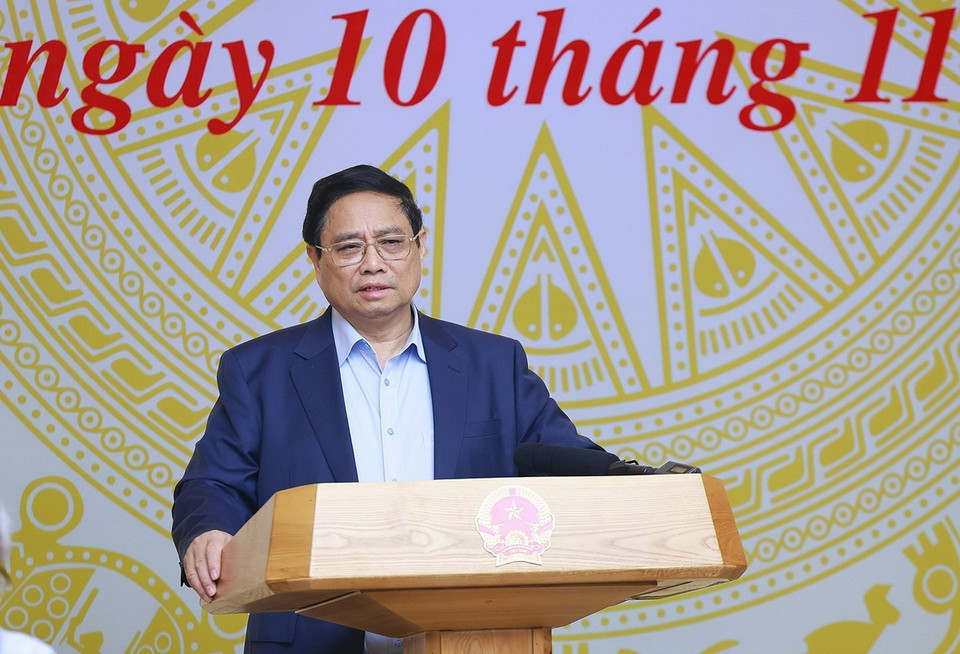 Thủ tướng Phạm Minh Chính chủ trì Phiên họp thứ nhất Ban Chỉ đạo Trung ương triển khai xóa nhà tạm, nhà dột nát trên phạm vi cả nước. (Ảnh: Dương Giang/TTXVN)