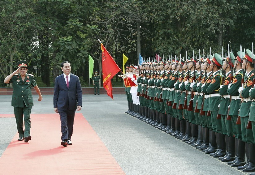 Chủ tịch nước Trần Đại Quang đến thăm, làm việc và chúc Tết Bộ Tư lệnh Quân khu 7 (Thành phố Hồ Chí Minh), chiều 23/1/2017. (Ảnh: Nhan Sáng/TTXVN)