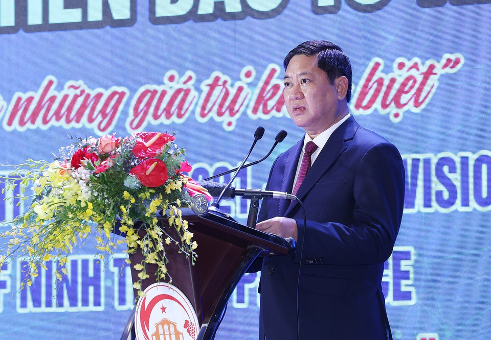 Chủ tịch Ủy ban Nhân dân tỉnh Ninh Thuận Trần Quốc Nam khai mạc Hội nghị. (Ảnh: Dương Giang/TTXVN)