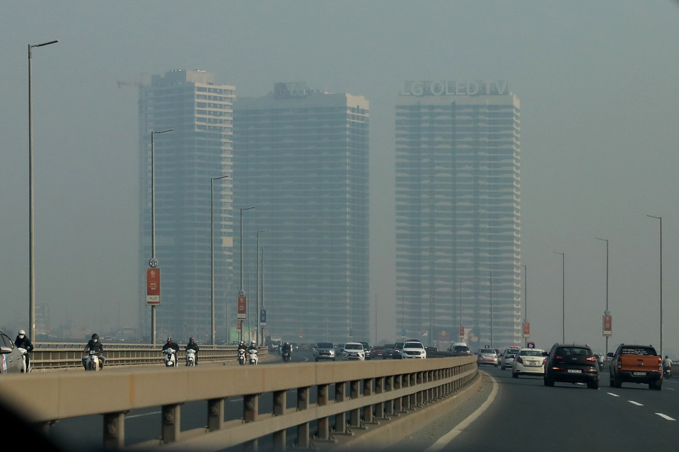 Ảnh chụp tại khu vực cầu Nhật Tân lúc 9 giờ sáng 19/1/2021. (Ảnh: Ngọc Hà/TTXVN)