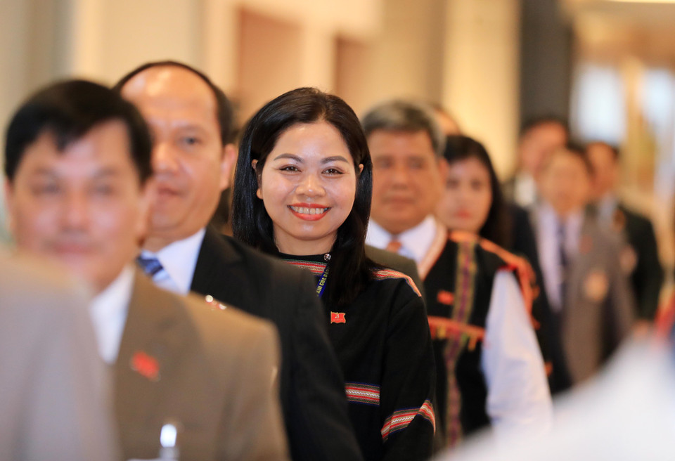 Các đại biểu đoàn Đảng bộ tỉnh Gia Lai dự phiên thảo luận các văn kiện đại hội, sáng 28/1. (Nguồn: TTXVN)