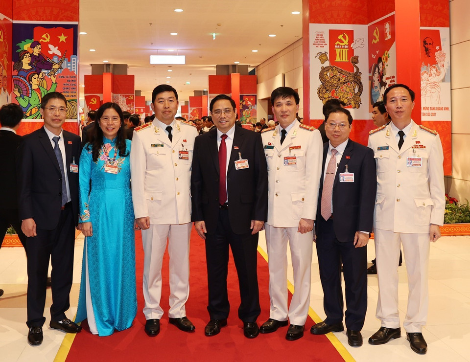 Ông Phạm Minh Chính, Ủy viên Bộ Chính trị, Bí thư Trung ương Đảng, Trưởng ban Tổ chức Trung ương với các đại biểu tại Đại hội. (Nguồn: TTXVN)