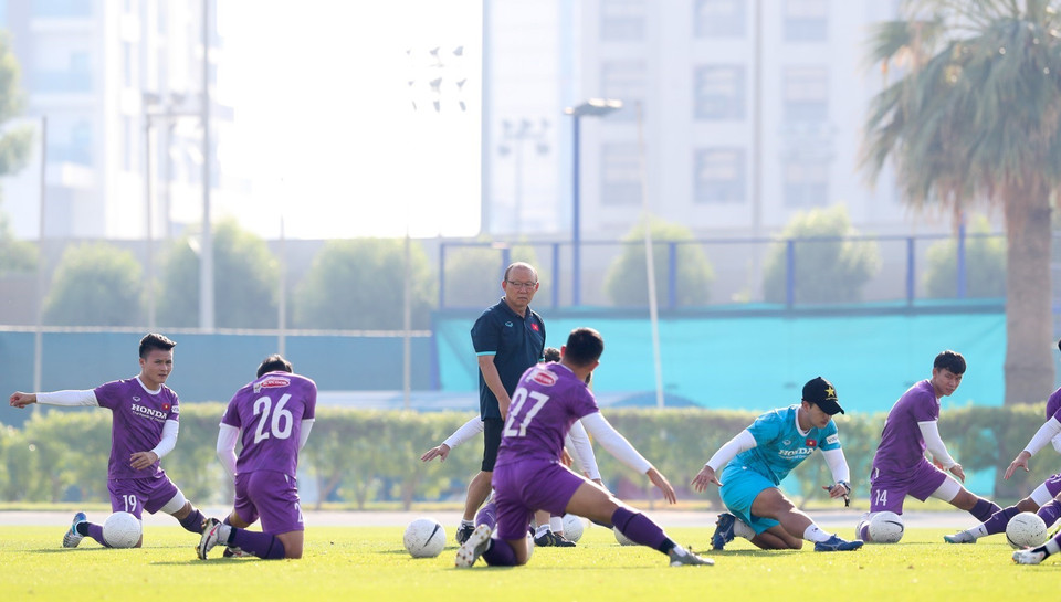 Đội tuyển Việt Nam trên sân tập sáng 3/6. (Ảnh: Hoàng Linh/TTXVN)