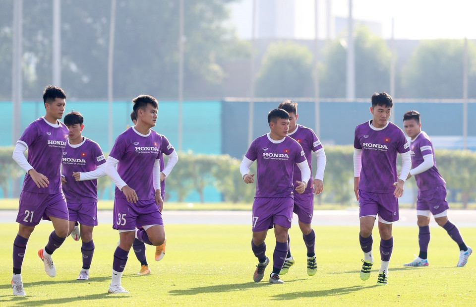 Đội tuyển Việt Nam trên sân tập sáng 3/6. (Ảnh: Hoàng Linh/TTXVN)