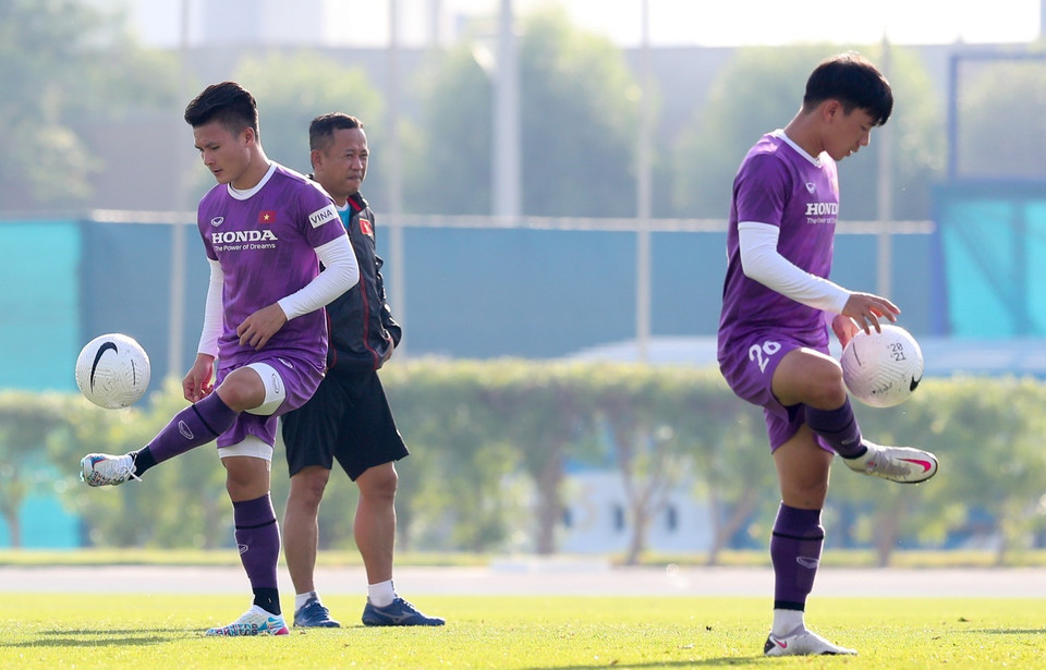 Đội tuyển Việt Nam trên sân tập sáng 3/6. (Ảnh: Hoàng Linh/TTXVN)