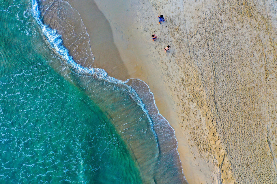 Trang web du lịch hàng đầu thế giới TripAdvisor vừa xếp bãi biển Mỹ Khê của thành phố Đà Nẵng nằm trong tốp 25 bãi biển đẹp nhất khu vực châu Á. (Ảnh: Trần Lê Lâm/TTXVN)