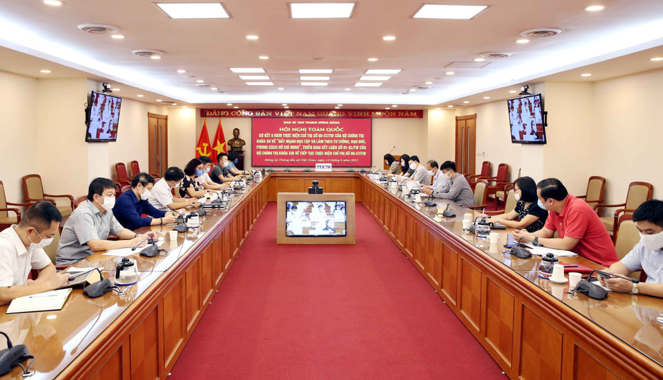 Quang cảnh hội nghị tại điểm cầu Thông tấn xã Việt Nam, số 5 Lý Thường Kiệt, Hà Nội. (Ảnh: Phạm Kiên/TTXVN)