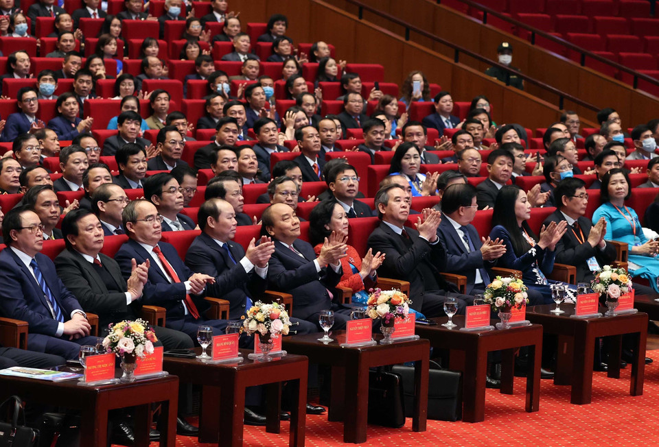 Thủ tướng Nguyễn Xuân Phúc và các đại biểu tham dự Đại hội. (Ảnh: Thống Nhất/TTXVN)