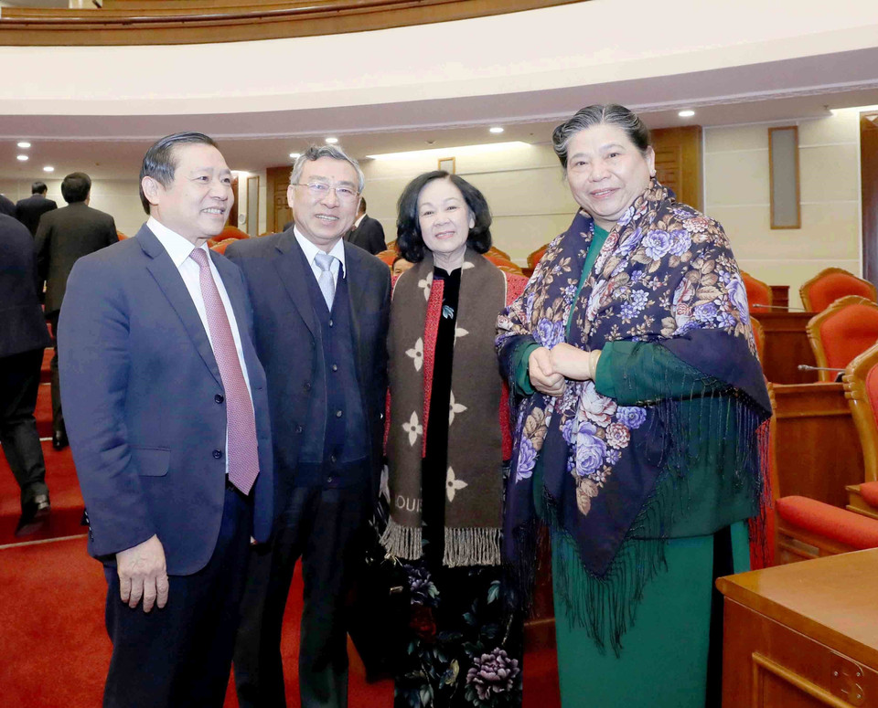 Các vị Ủy viên Trung ương dự hội nghị. (Ảnh: Phương Hoa/TTXVN)