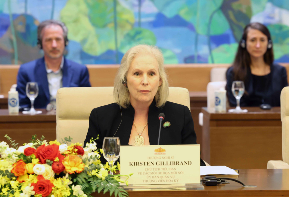 Chủ tịch Tiểu ban về các mối đe dọa mới nổi của Ủy ban Quân vụ thuộc Thượng viện Hoa Kỳ Kirsten Gillibrand phát biểu. (Ảnh: Nhan Sáng/TTXVN)