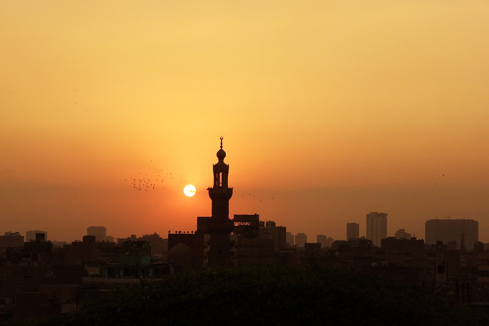 Cảnh hoàng hôn mùa Thu tại Cairo, Ai Cập, ngày 24/10/2022. (Ảnh: THX/TTXVN)