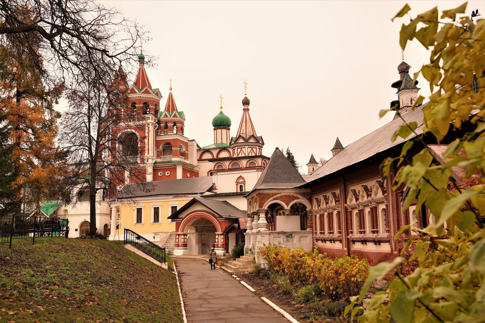 Tháp chuông Tu viện Savvino-Storozhevsky độc đáo, được bảo tồn từ thế kỷ 14. (Ảnh: Duy Trinh/TTXVN)