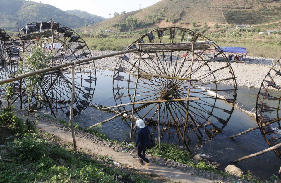 Cọn nước cũng là điểm du lịch hấp dẫn ấn tượng khó phai dành cho du khách khi đến với Lai Châu. (Ảnh: Quý Trung/TTXVN)