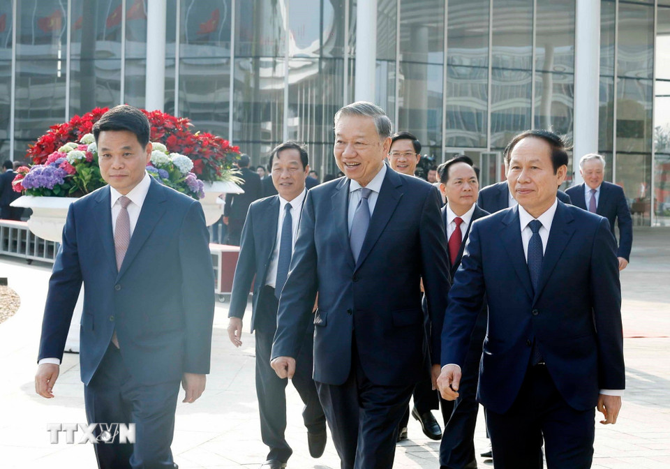 Tổng Bí thư Tô Lâm đến dự cuộc làm việc với Ban Chấp hành Đảng bộ thành phố Hải Phòng. (Ảnh: Thống Nhất/TTXVN)