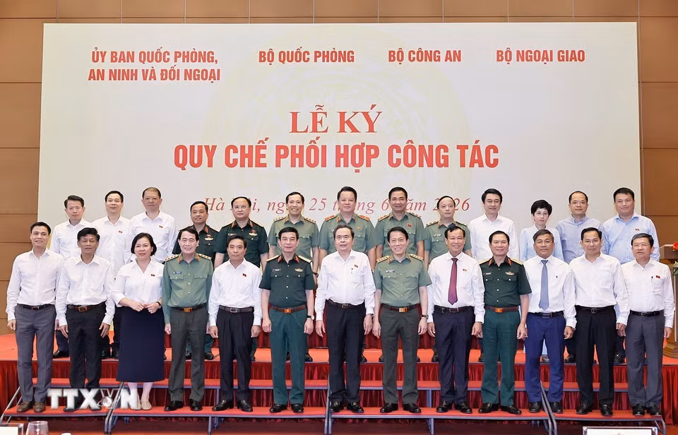 Chủ tịch Quốc hội Trần Thanh Mẫn và đại biểu dự Lễ ký Quy chế phối hợp công tác. (Ảnh: Doãn Tấn/TTXVN)