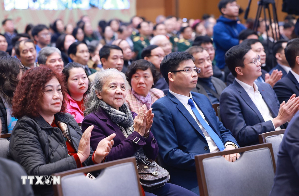 Các đại biểu dự lễ phát động. (Ảnh: Dương Giang/TTXVN)