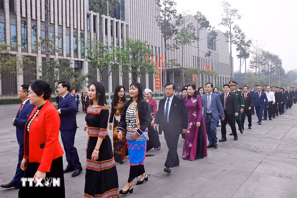 Đại biểu Quốc hội dự khai mạc Kỳ họp thứ nhất, Quốc hội khóa XVI. (Ảnh: Doãn Tấn/TTXVN)