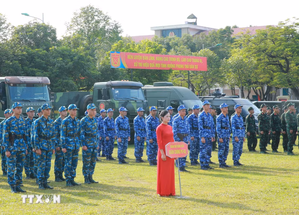 Các lực lượng tham gia khai mạc Hội thao. (Ảnh: Trọng Đức/TTXVN)