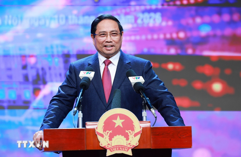 Thủ tướng Phạm Minh Chính phát biểu chỉ đạo Hội nghị tổng kết năm 2025 và triển khai nhiệm vụ 2026 của Đài Truyền hình Việt Nam. (Ảnh: Dương Giang/TTXVN)