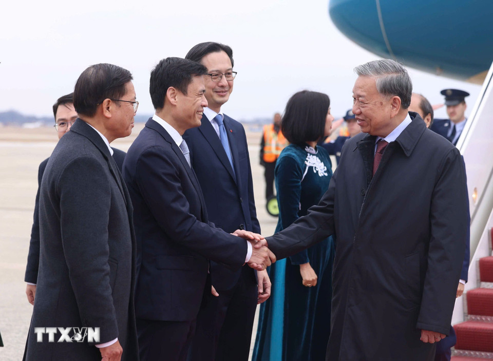 Lễ đón Tổng Bí thư Tô Lâm tại Sân bay quân sự Andrews, thủ đô Washington D.C. (Ảnh: Thống Nhất/TTXVN)