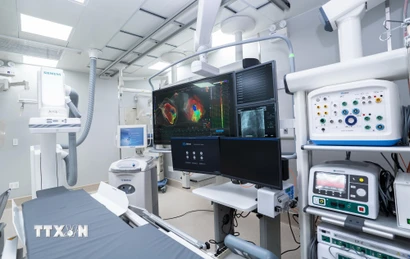 Hệ thống thông tim can thiệp hiện đại tại Bệnh viện Chợ Rẫy. (Ảnh: Đinh Hằng/TTXVN)