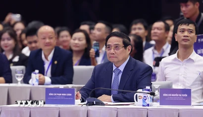 Thủ tướng Phạm Minh Chính tham dự phiên họp cấp cao "Toàn cảnh Kinh tế tư nhân lần thứ nhất" (ViPEL 2025). (Ảnh: Dương Giang/TTXVN)