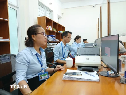 Đến cuối năm 2025, thành phố Đà Nẵng đã triển khai 2.118 dịch vụ công trực tuyến toàn trình. (Ảnh: Mỹ Hà/TTXVN)