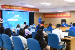 Trung ương Đoàn tổ chức họp báo thông tin về diễn đàn Trí thức trẻ Việt Nam toàn cầu. (Ảnh: PV/Vietnam+)
