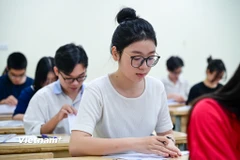 Thí sinh dự thi Tốt nghiệp Trung học phổ thông. (Ảnh: Minh Sơn/Vietnam+)