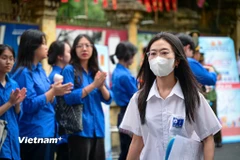 Thí sinh dự thi tốt nghiệp trung học phổ thông sáng nay tại Hà Nội. (Ảnh: Minh Sơn/Vietnam+)