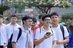 Thí sinh dự thi Tốt nghiệp Trung học phổ thông. (Ảnh: Hoài Nam/Vietnam+)