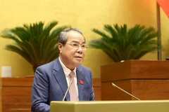 Chủ nhiệm Ủy ban Dân nguyện và Giám sát của Quốc hội Dương Thanh Bình trình bày Báo cáo giải trình, tiếp thu, chỉnh lý dự thảo Luật Hoạt động giám sát của Quốc hội và Hội đồng nhân dân (sửa đổi). (Ảnh: TTXVN)