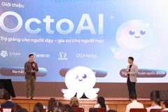  Ban tổ chức giới thiệu dự án Octo Al. (Ảnh: PV/Vietnam+)