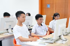 Thí sinh tham dự cuộc thi Toán học tuổi thơ. (Ảnh: Vietnam+)