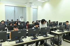 Các thí sinh dự thi Đánh giá tư duy. (Ảnh: Đại học Bách khoa Hà Nội).