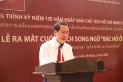 Phó giáo sư, Tiến sỹ Nguyễn Văn Tùng – Thành viên Hội đồng thành viên, Phó Tổng biên tập Nhà xuất bản Giáo dục Việt Nam phát biểu tại sự kiện. (Ảnh: Hoài Thu/Vietnam+)