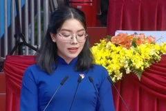 Huỳnh Mạnh Phương phát biểu tại lễ kỷ niệm 50 năm thống nhất đất nước. (Ảnh chụp màn hình)