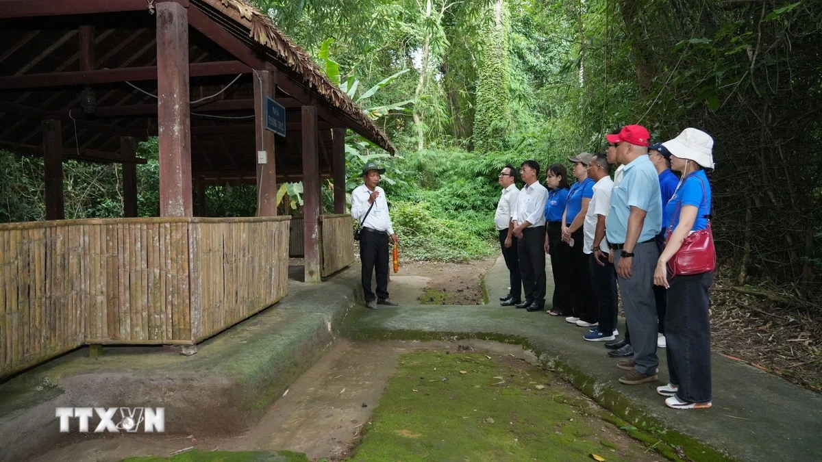 Tây Ninh đồng bộ hạ tầng, tăng sức hút cho tuyến du lịch về nguồn