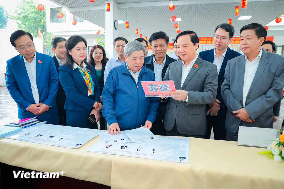 Tại phường cửa Nam, công tác chuẩn bị cho kỳ bầu cử đang được triển khai rất tích cực và đúng tiến độ đề ra. (Ảnh: Hoài Nam/Vietnam+)