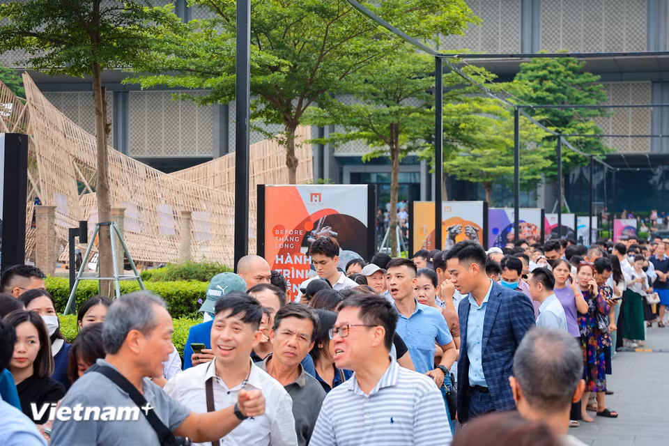 Không khí tại bảo tàng như một 'ngày hội toàn dân.' (Ảnh: Hoài Nam/Vietnam+)